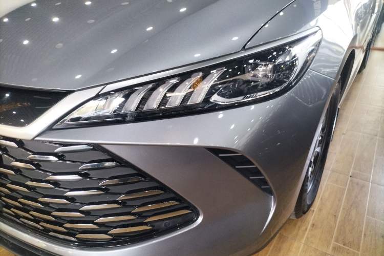 Used BYD Qin PLUS 2025 DM-i Smart Drive 55KM Leading Model Left Front Headlight