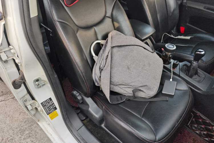 Used Roewe 350 2015 1.5L Manual Luxury Sunroof Edition
