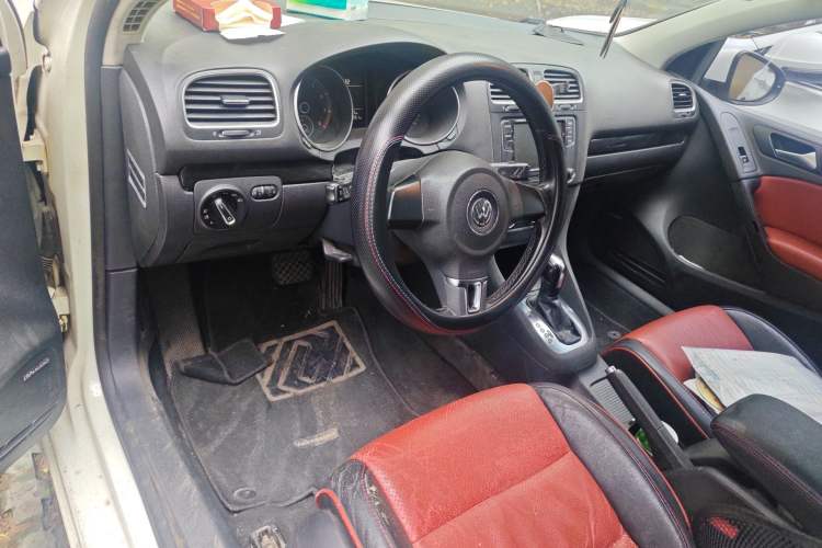 Used Volkswagen Golf 2012 1.4 TSI Automatic Comfort Edition Steering Wheel