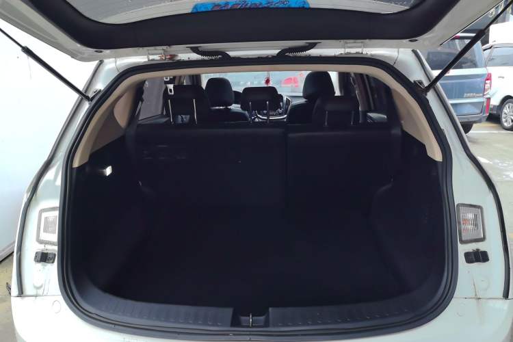 Used Baojun 560 2016 1.8L Manual Luxury Edition
