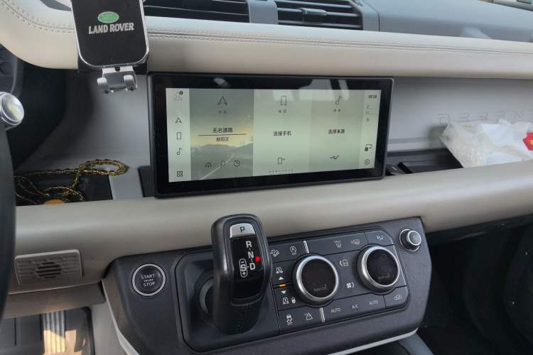 Used Land Rover Defender 2020 110 P400 HSE
