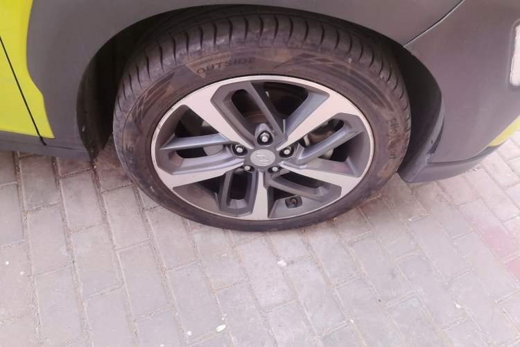 Used Hyundai ENCINO 2018 1.6T Dual-Clutch Zhilian Edition China V Standard Right Front Wheel Hub