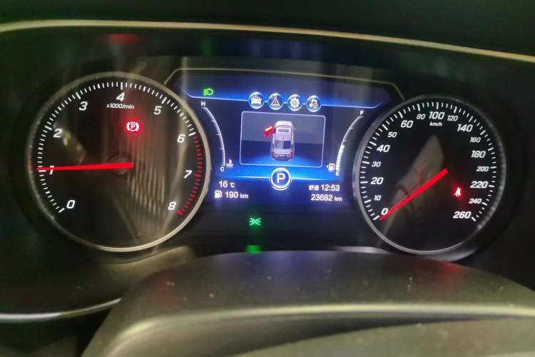 Used Hongqi H5 2022 Classic Model Facelift 1.5T DCT Qiyun Edition Instrument Cluster