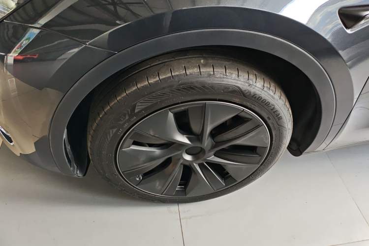 Used Tesla Model Y 2024 Rear-Wheel-Drive Version