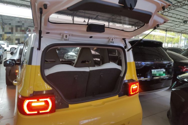 Used Wuling Hongguang MINIEV 2021 Macaron Fashion Model Lithium Iron Phosphate Trunk