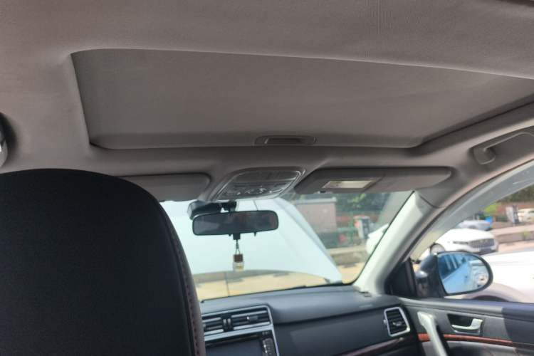 Used Haval H6 2015 Revised Version Sport Edition 1.5T Manual Transmission Two-Wheel Drive Elite Grade