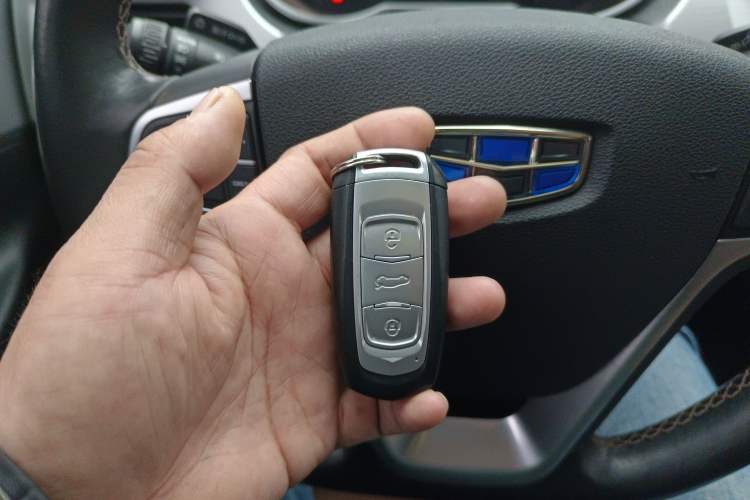 Used Geely Auto Emgrand X7 Sport 2016 1.8TD Automatic ZhiZun Version
