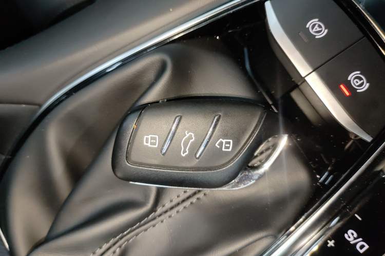 Used MG 5 2026 Model 180DVVT Global Luxury Edition
