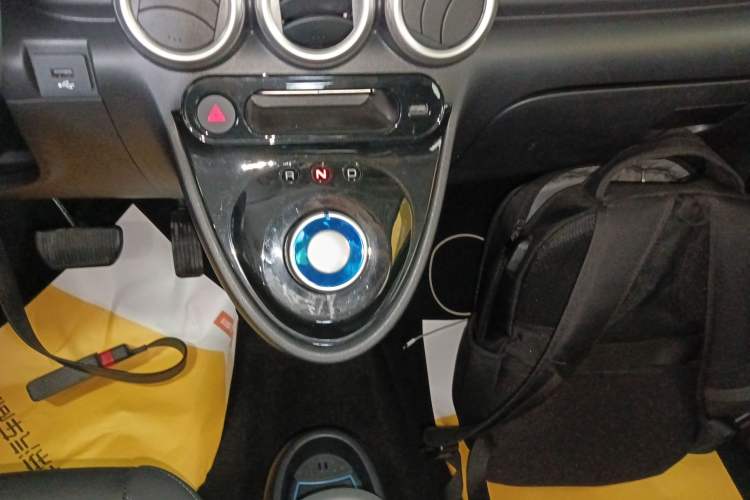 Used ORA Black Cat 2019 351 km Family Edition
