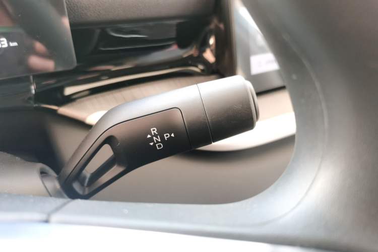 Used Geely Galaxy Stellar 6 2026 Model 125km Free-Style Edition