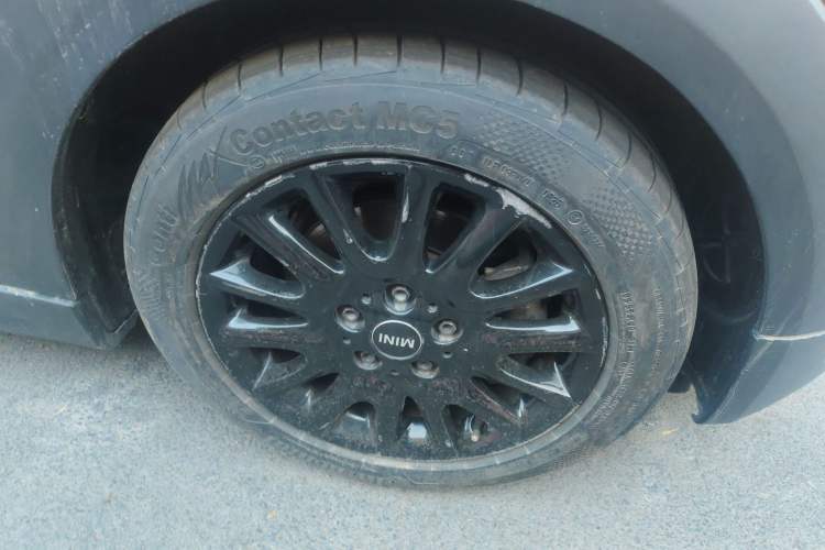 Used MINI 2015 1.5T COOPER Fun Five-Door Edition Exterior 4