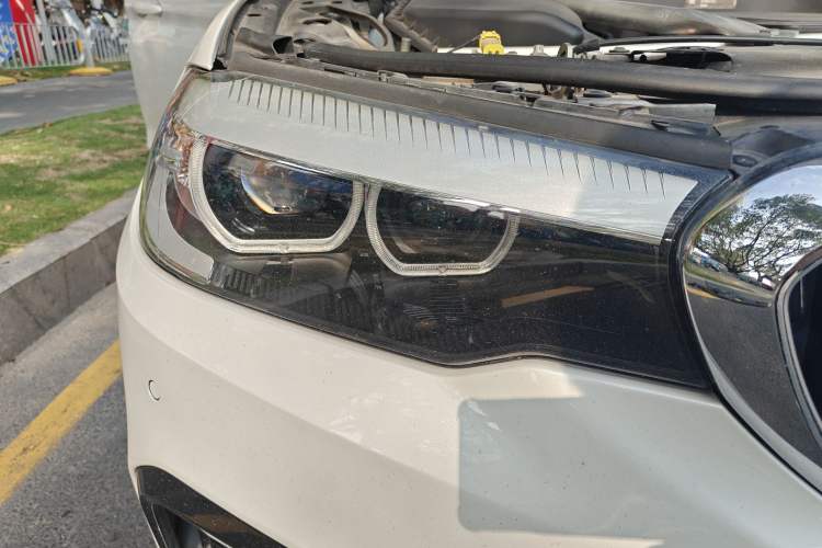 Used BMW 5 Series 2019 525Li M Sport Package
