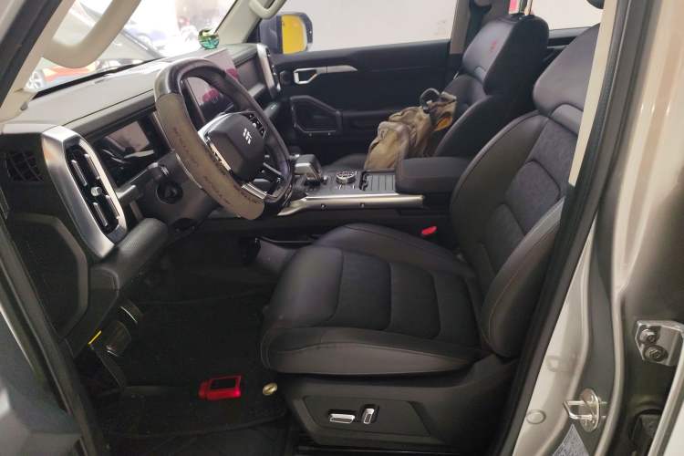 Used JETOUR Traveler 2023 2.0T All-Wheel-Drive CrossPRO