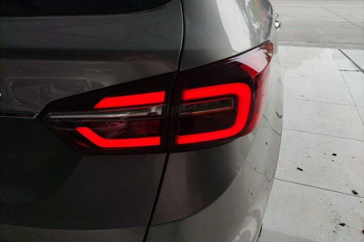 Used Dongfeng Aeolus AX7 2018 Classic 1.6T Automatic Luxury Model
