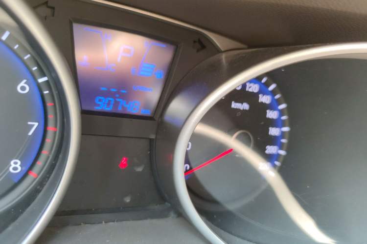 Used Hyundai ix35 2013 2.0L Automatic 4x4 Intelligent GLS China IV Standard