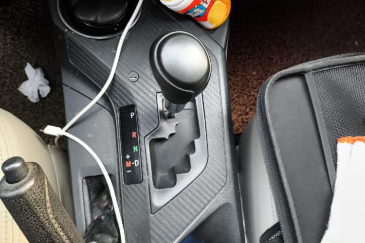 Used Toyota RAV4 2015 2.0L CVT Two-Wheel Drive Fashion Edition