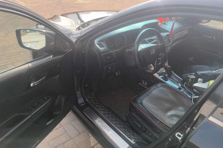 Used Honda Accord 2016 2.0L Elite Edition Driver Seat