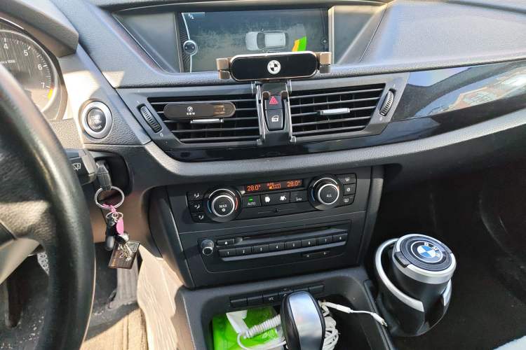 Used BMW X1 2010 xDrive25i
