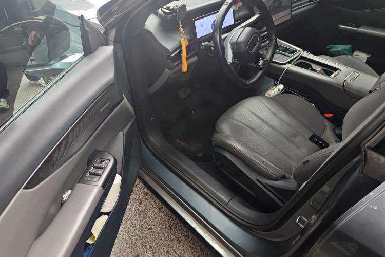 Used Lynk & Co 07 2024 EM-P 126 Long-Range Ultra