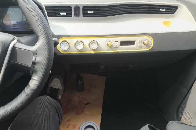 Used Wuling Hongguang MINIEV 2021 Macaron Premium Model – Lithium-NMC