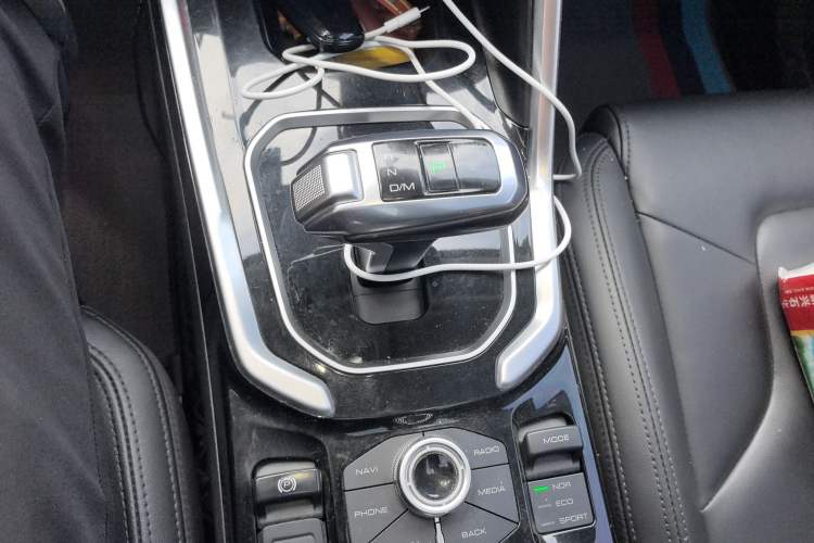 Used Haval H6 2017 Blue Label 2.0T Automatic Two-Wheel Drive Smart Edition
