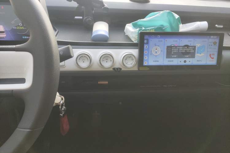 Used Wuling Hongguang MINIEV 2022 GAMEBOY 300km Enthusiast Model with Lithium Iron Phosphate
