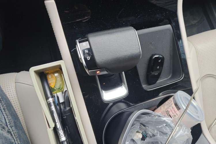 Used Li Auto ONE 2020 Extended-Range 6-Seater Version Gear Lever