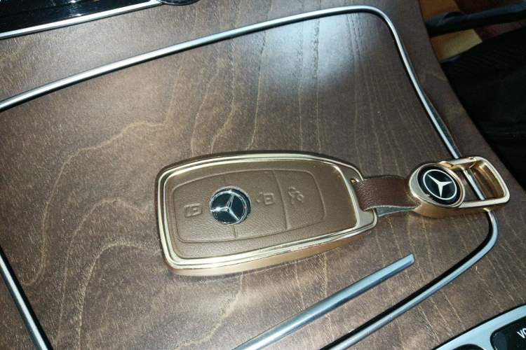 Used Mercedes-Benz E-Class 2018 E 300 L Luxury Model
