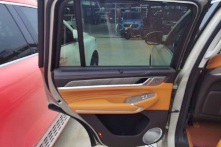 Used Tank 500 New Energy 2024 Hi4-T
