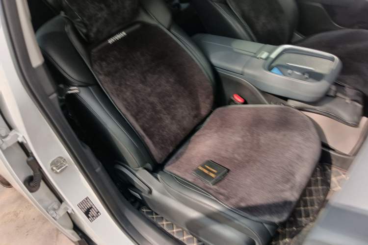 Used AION UT 2025 420 Smart Edition Right Front Seat