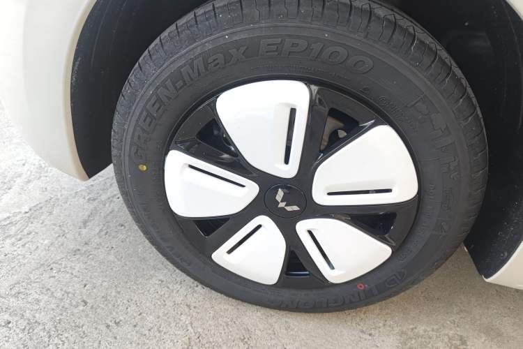 Used Wuling Hongguang MINIEV 2025 Four-Door Version Advanced Edition