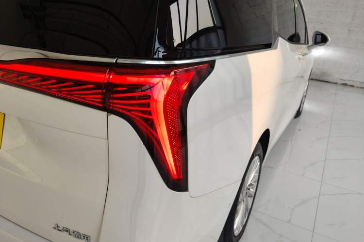 Used Buick Century 2023 2.0T Six-Seater Yinshi Edition