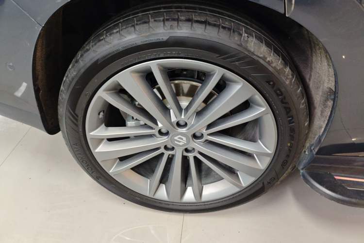 Used Leapmotor C16 2024 Range-Extended 200 Luxury Edition