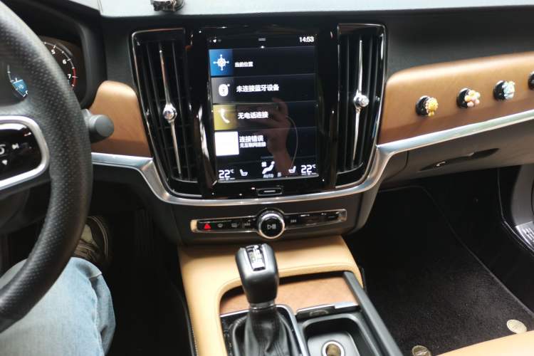 Used Volvo S90 2017 T5 Smart Luxury Edition
