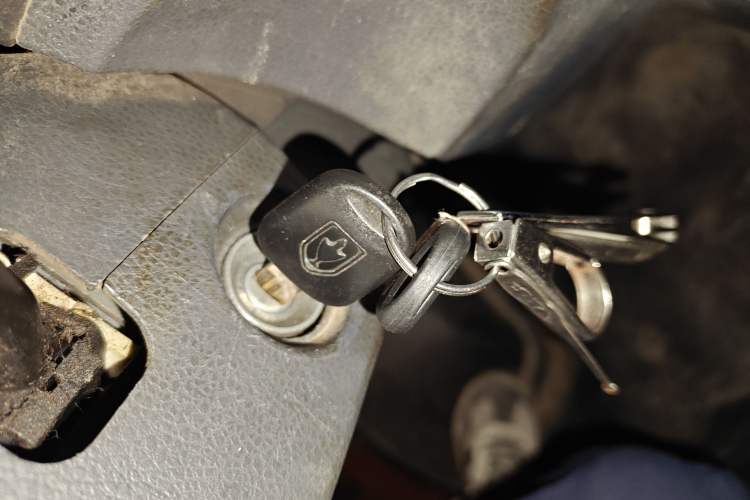 Used Jinbei Hiace X30 2016 1.3L Van Standard Edition DLCG12
