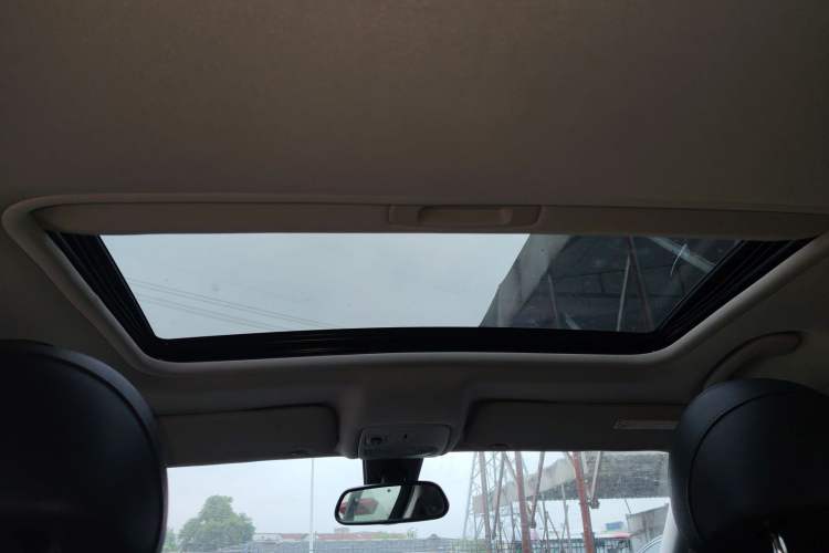 Used Citroen C5 2010 2.3L Automatic Luxury Edition Headliner