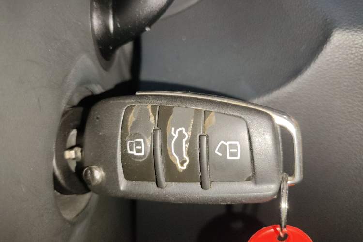 Used Audi Q3 2017 30 TFSI Fashion Model Vehicle Key