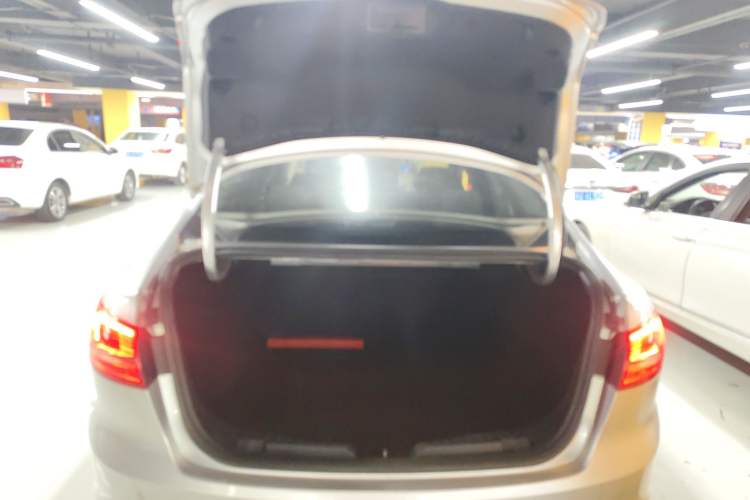 Used Ford Escort 2015 1.5L Automatic Comfort Edition Trunk