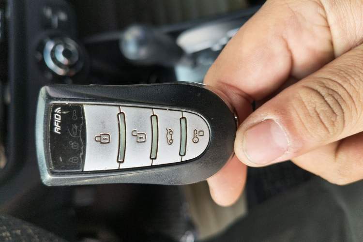 Used Kia K2 2011 Sedan 1.4L Automatic Top-Trim
