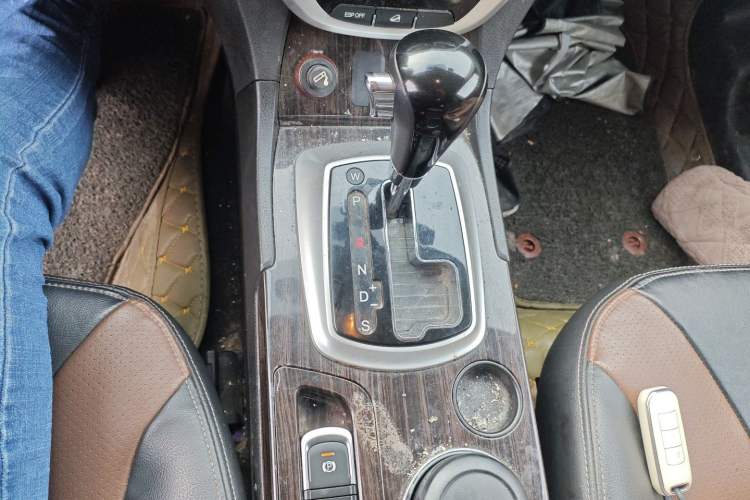 Used GAC Trumpchi GS5 Super 2016 2.0L Automatic Two-Wheel Drive Anniversary Edition
