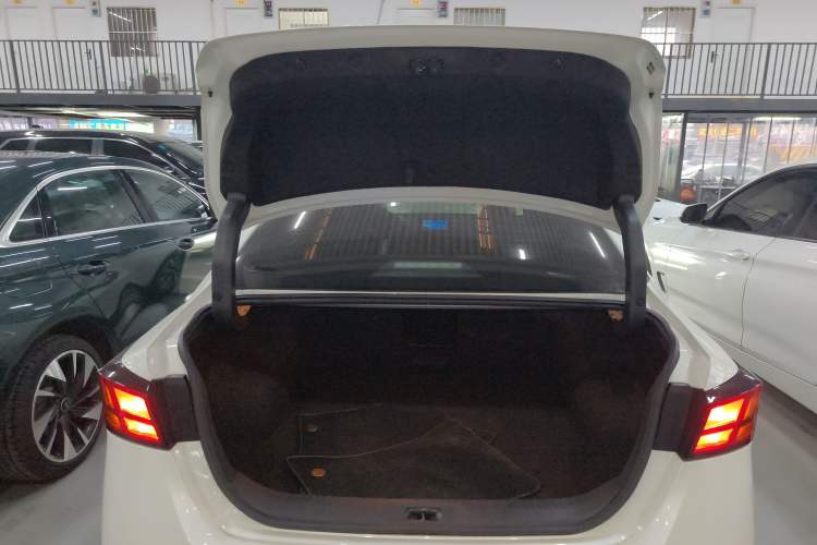 Used Nissan Teana 2022 2.0L XL-TLS Enjoyment Edition