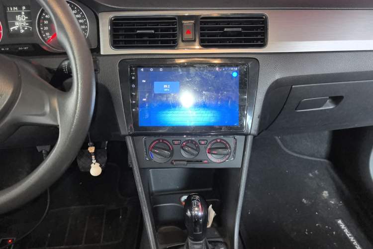 Used Volkswagen Santana 2015 Haval H6 1.6L Automatic Comfort Model Audio And AC Panel