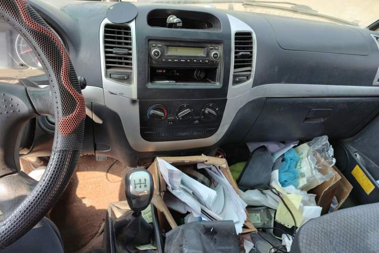 Used King Long Golden Way 2021 2.2L Jiemu 10-Seater Flat-Top V22H Audio And AC Panel