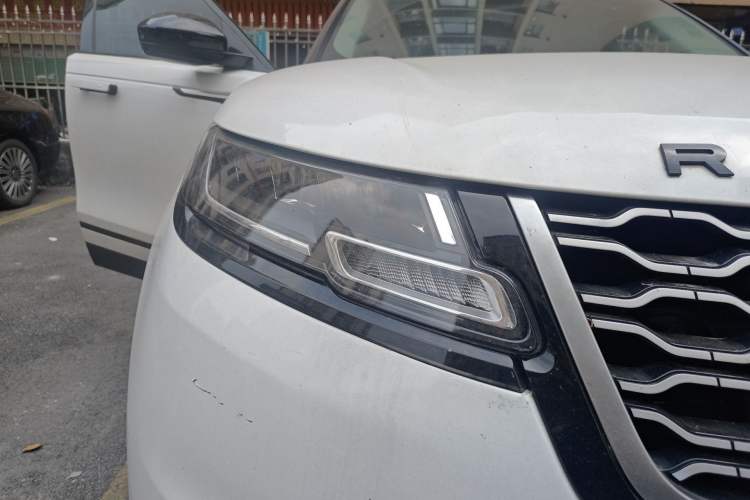 Used Land Rover Range Velar 2019 250 PS Right Front Headlight