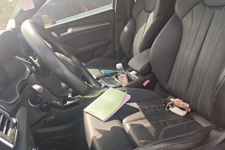 Used Audi Q5L 2023 40T Luxury Dynamic Model Left Front Seat