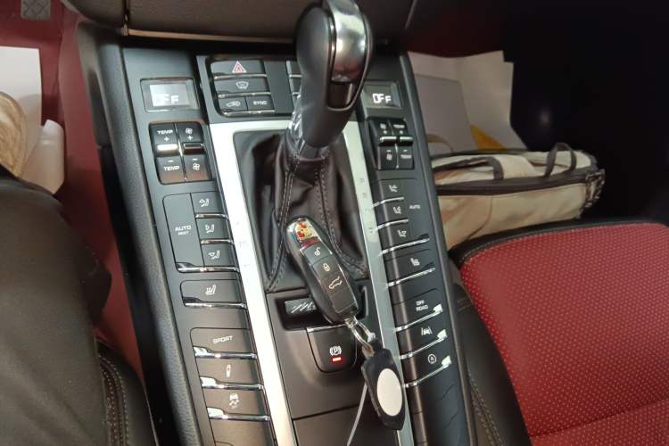 Used Porsche Macan 2017 Macan 2.0T