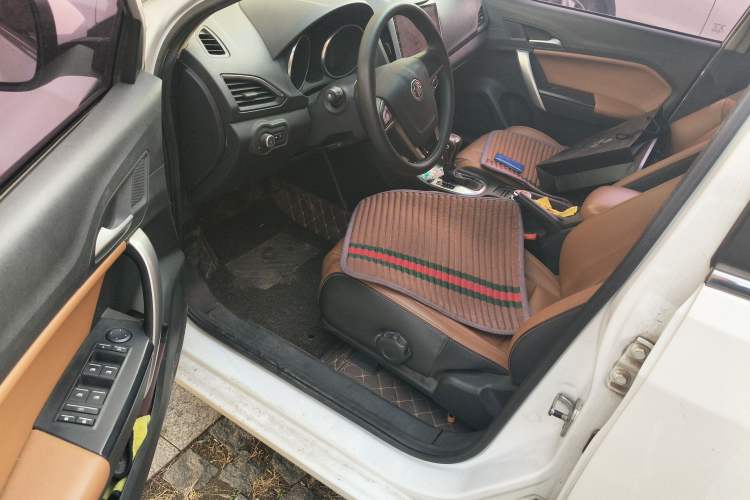 Used MG GT 2016 1.5L Automatic Value-Added Luxury Edition