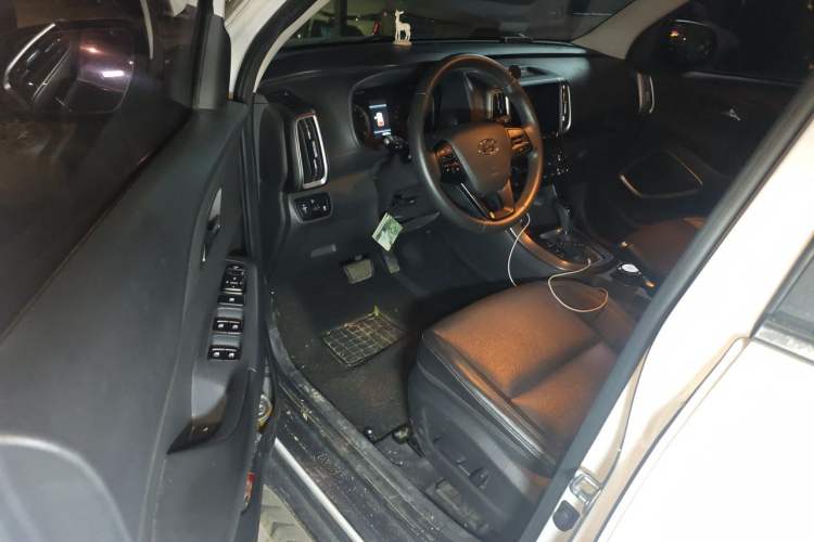Used Hyundai ix35 2019 2.0L Automatic 2WD Zhiyong·Changxiang Edition China V Standard
