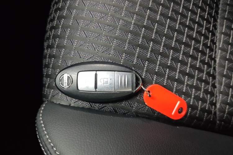 Used Nissan Tiida 2016 1.6L CVT Smart Drive Edition Vehicle Key