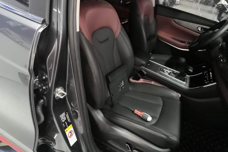 Used CHANGAN CS75 2023 Enjoy Edition 1.5T DCT Prestige Version Right Front Seat